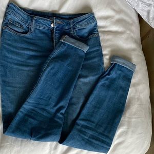 Old navy skinny/straight leg jeans, like new